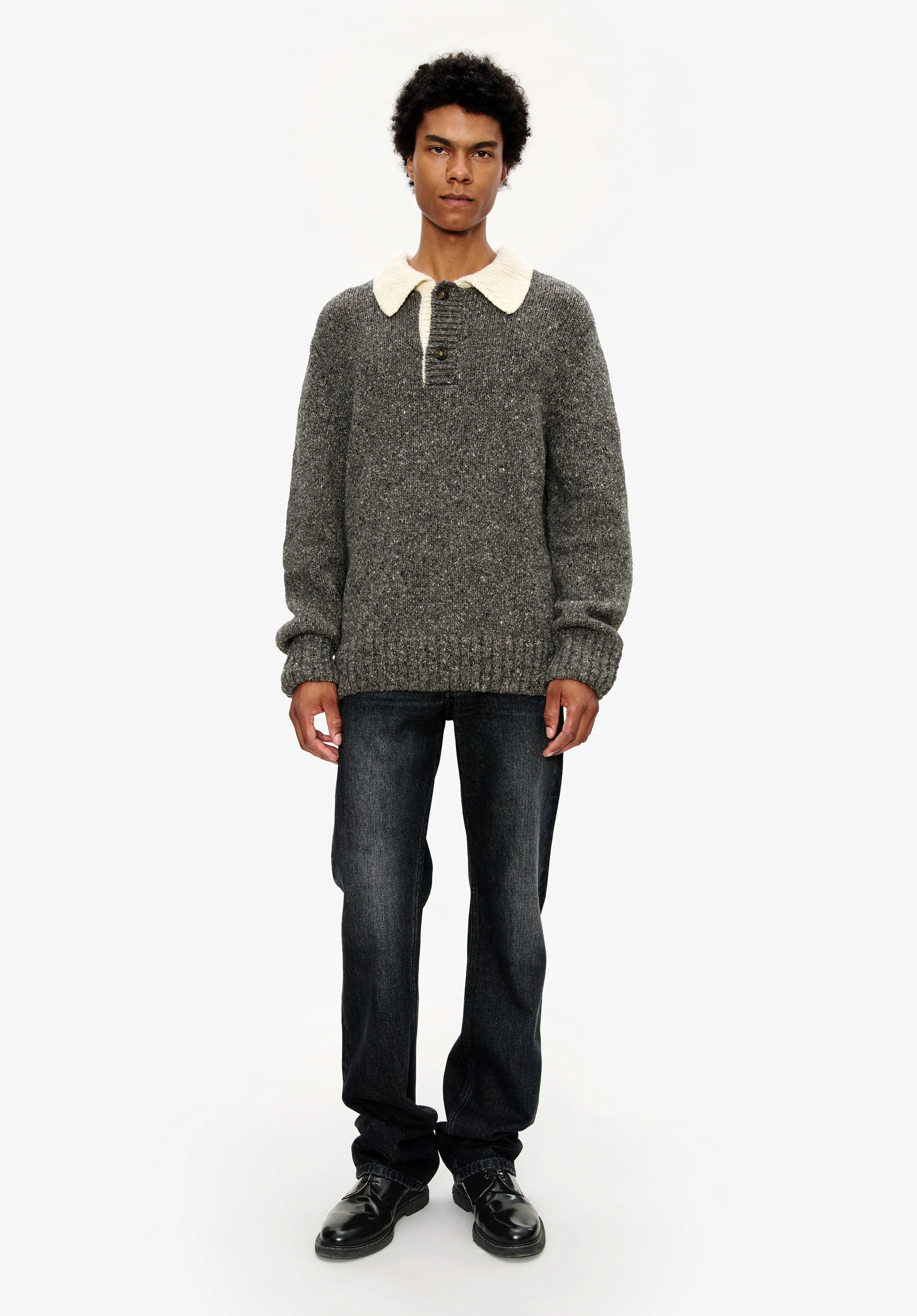Sweater polo collar