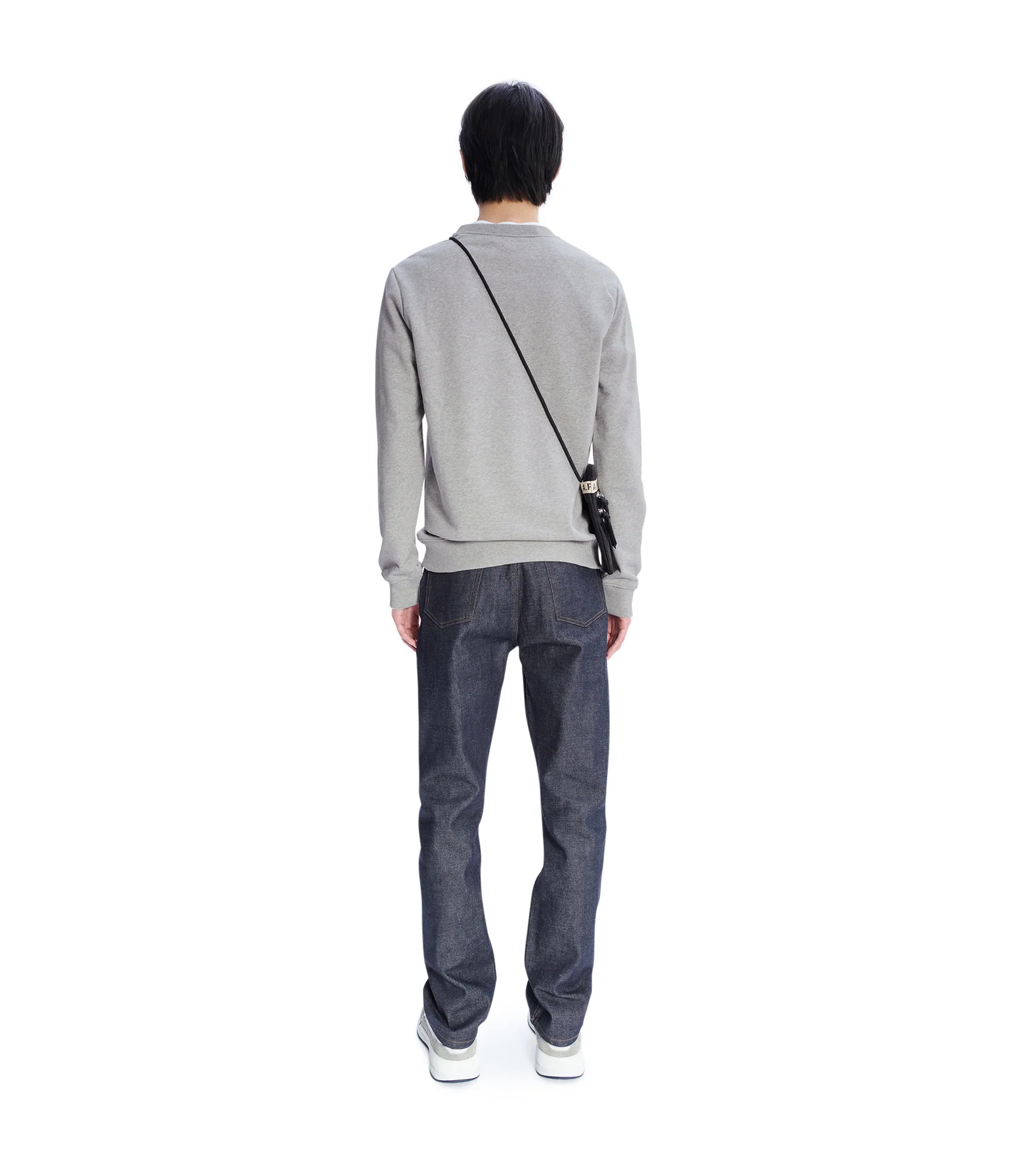 Item sweatshirt