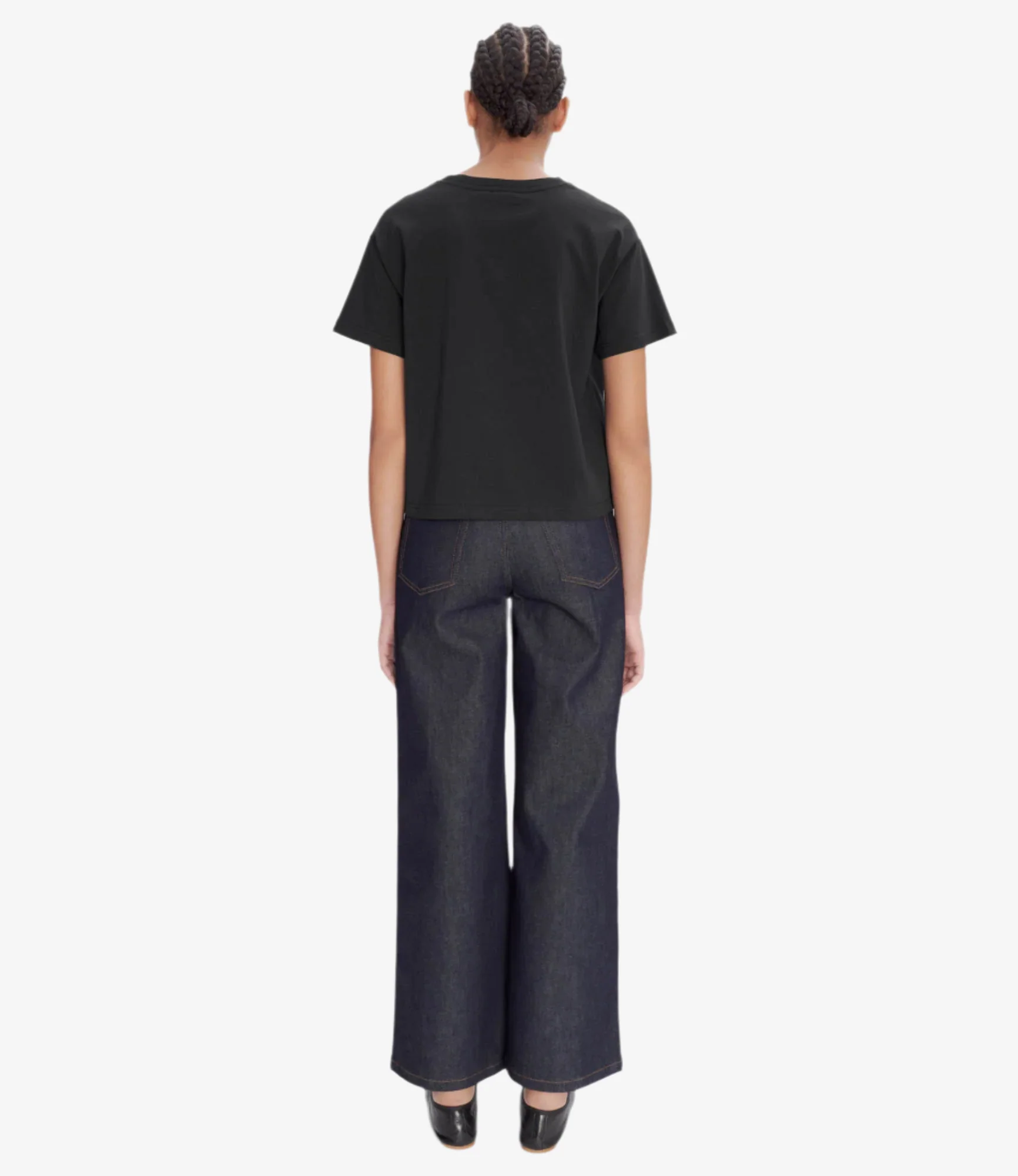 3015-boxy-micro-logo-t-shirt-3.webp Boxy Micro Logo T-shirt