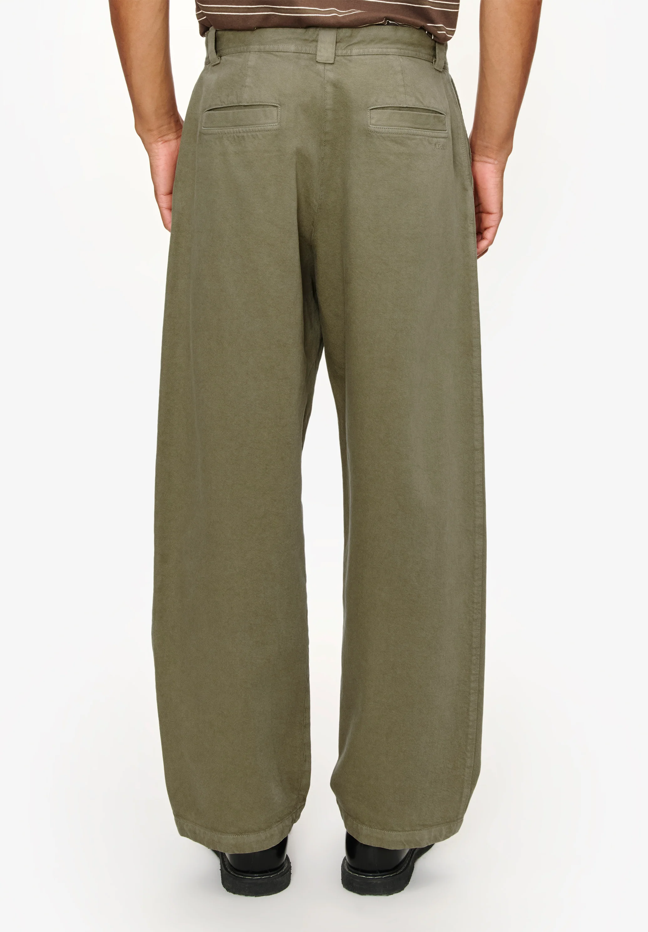 Dan Chinos