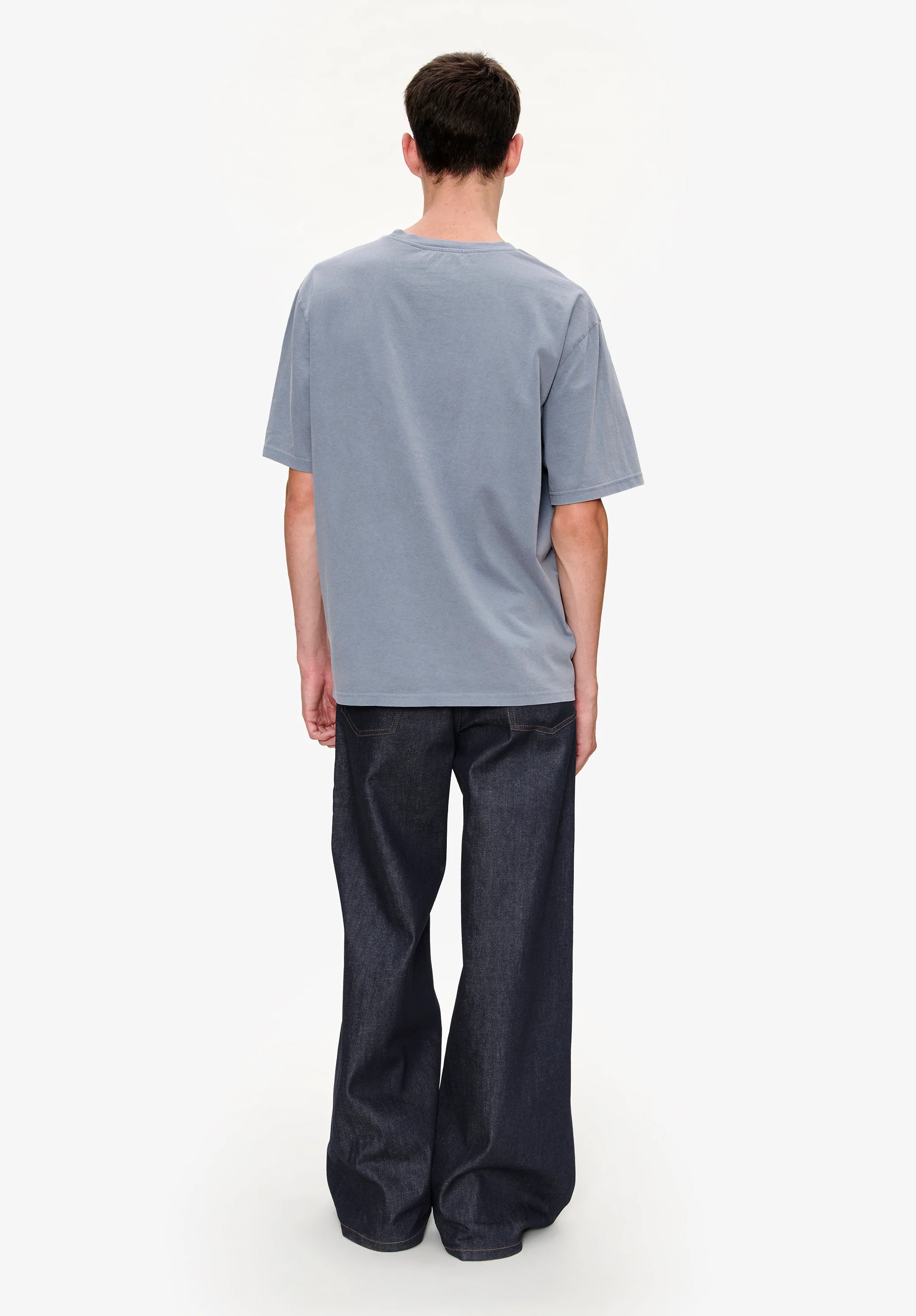 4979-delave-ample-t-shirt-3.webp Délavé ample T-shirt