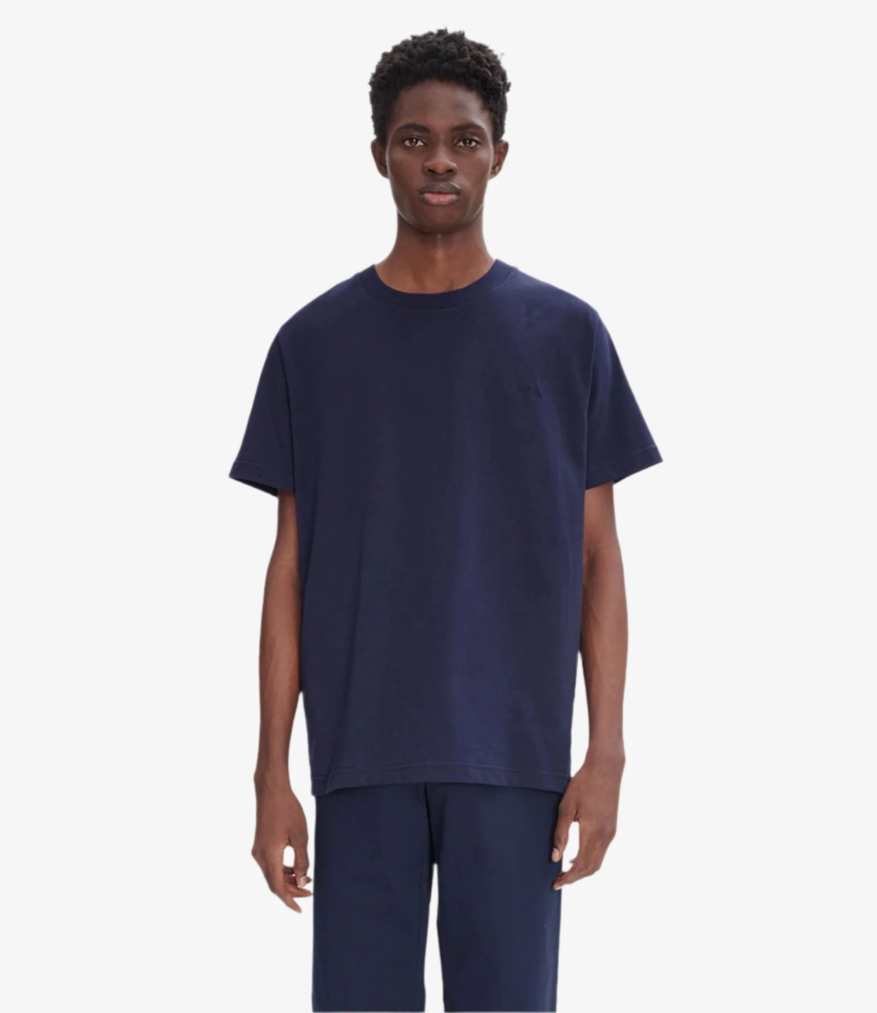 5758-standard-a.p.c.-brodee-t-shirt-m-2.webp Standard A.P.C. Brodée T-shirt (M)