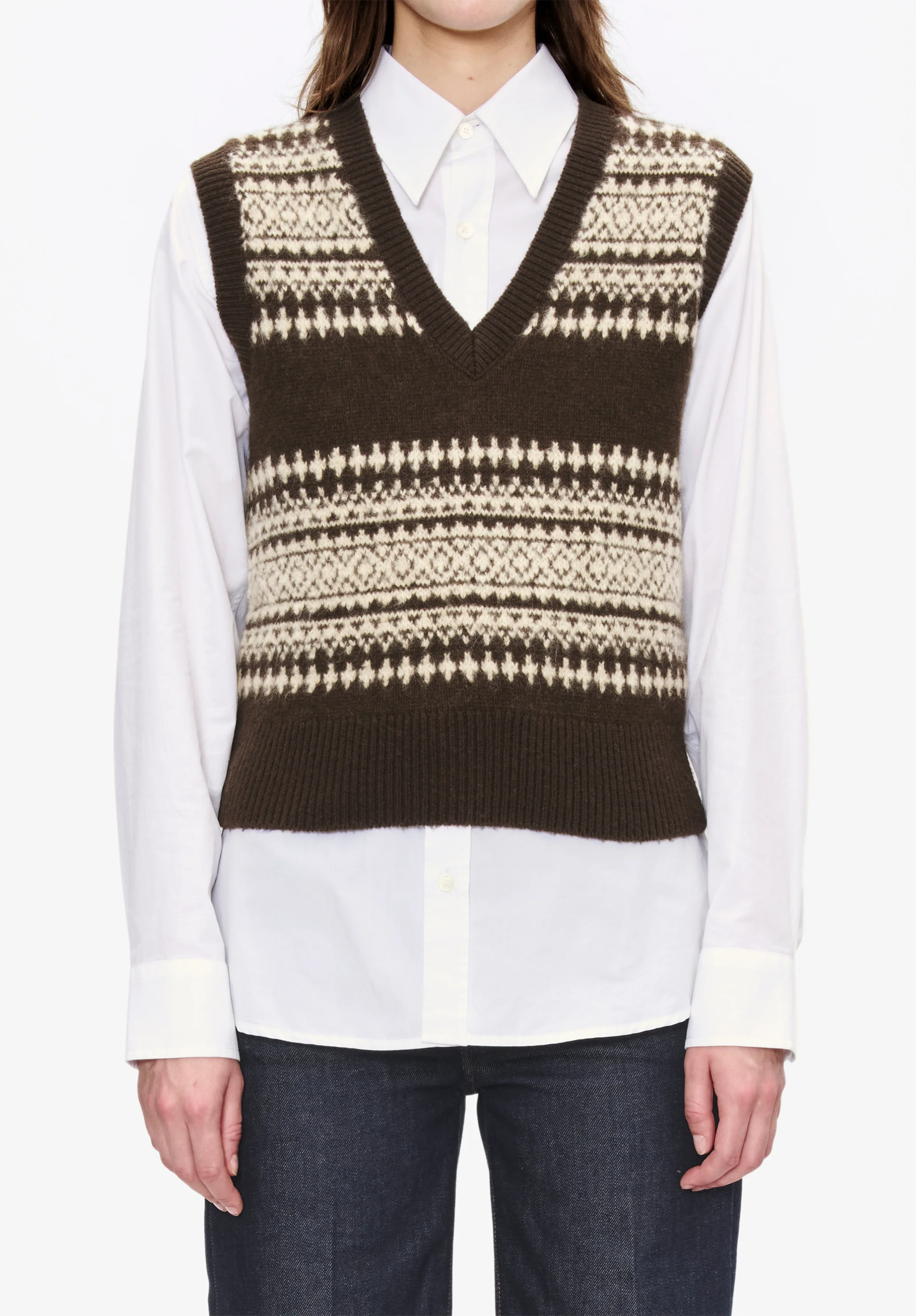 596-jacquard-sleeveless-sweater-4.webp Jacquard sleeveless sweater
