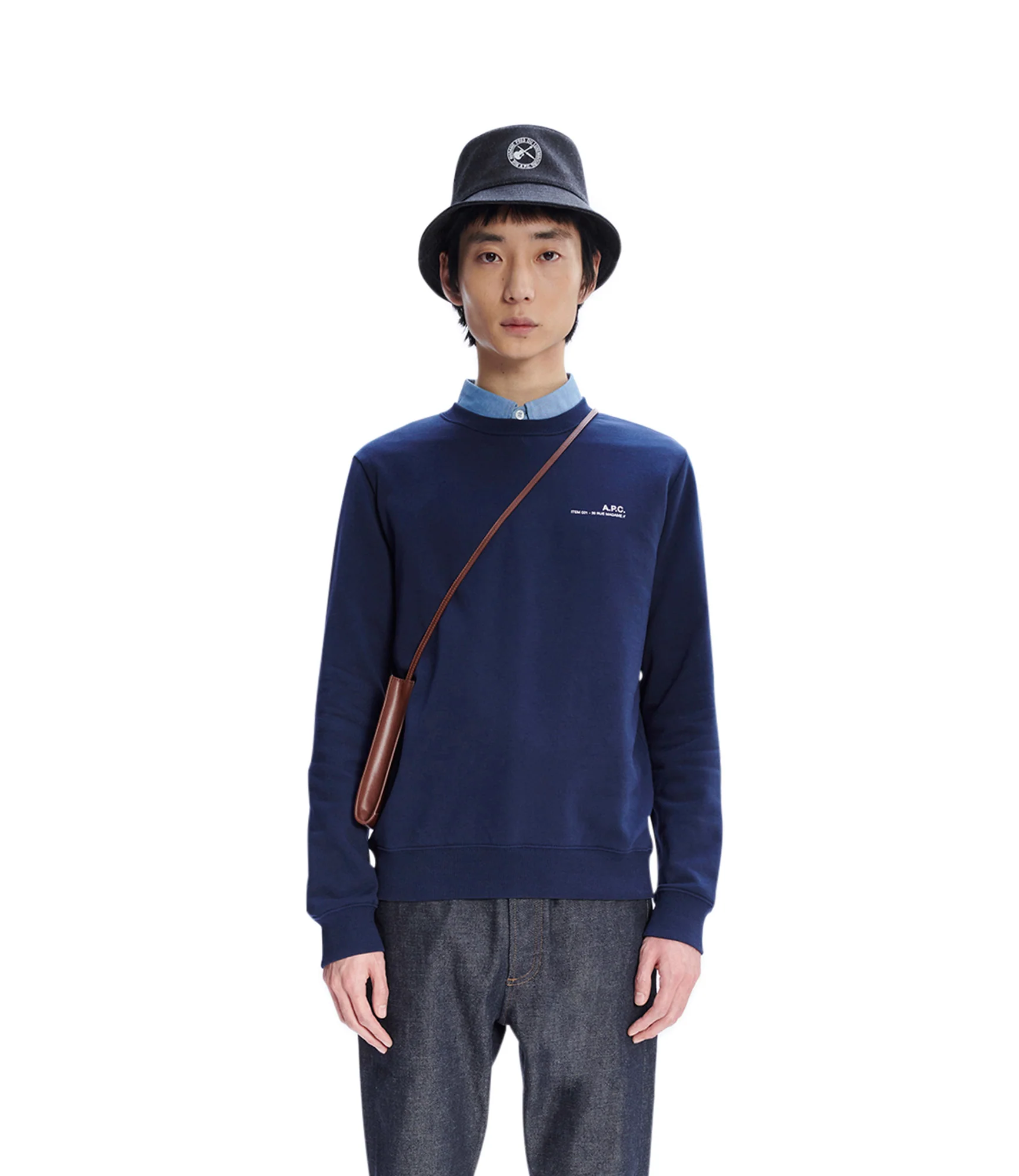 Item sweatshirt